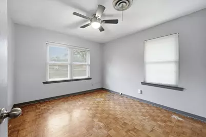 627 Crepe Myrtle Avenue, Orange, TX 77630 - Photo 12