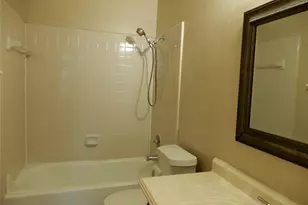9797 Leawood Blvd, Houston, TX 77099 - Photo 10