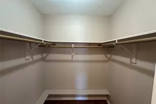 7127 N Maxwood Dr, Spring, TX 77379 - Photo 2