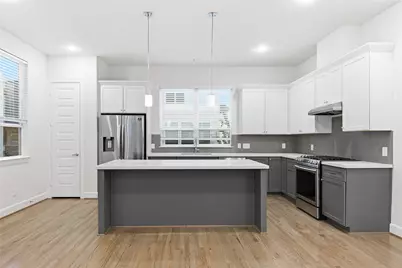 2733 Eado Edge Court, Houston, TX 77020 - Photo 8