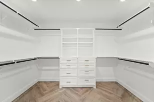 10722 Lynbrook Dr, Houston, TX 77042 - Photo 18