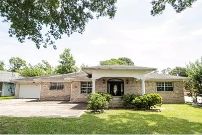 2650 W Lucas Drive, Beaumont, TX 77706 - Photo 1