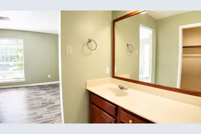 9507 Wellsworth Drive, Houston, TX 77083 - Photo 18
