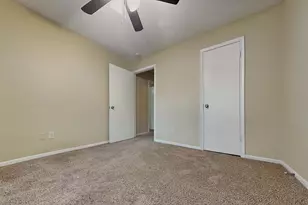 11 Brentwood Oaks Ct, The Woodlands, TX 77381 - Photo 14
