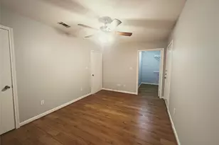 138 S Bend Ct, Willis, TX 77378 - Photo 8