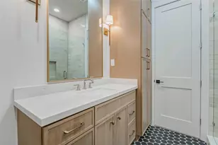 608 E 26th St, Houston, TX 77008 - Photo 38