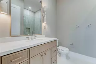 608 E 26th St, Houston, TX 77008 - Photo 40