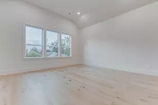 608 E 26th St, Houston, TX 77008 - Photo 26