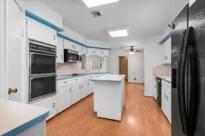 13327 E Cypress Forest Drive, Houston, TX 77070 - Photo 8