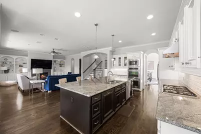 5119 Locust Street, Bellaire, TX 77401 - Photo 18