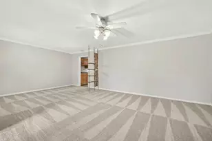 5610 Belrose Dr, Houston, TX 77035 - Photo 8