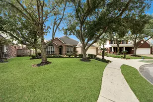 7310 Whistle Ct, Sugar Land, TX 77479 - Photo 38