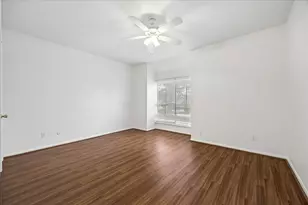 2100 Tanglewilde St, Houston, TX 77063 - Photo 8