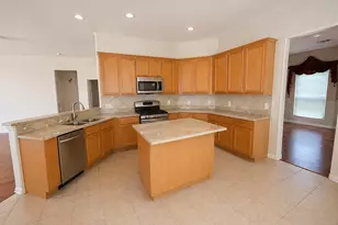 620 White Ibis Ave, Texas City, TX 77590 - Photo 4