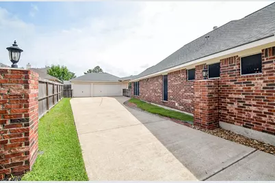 11301 Misty Morning Street, Pearland, TX 77584 - Photo 6