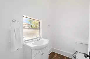 901 Boundary St, Houston, TX 77009 - Photo 26