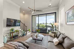 6035 Matthew Oaks Pl, Houston, TX 77007 - Photo 2