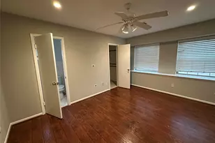 8038 Carvel Ln, Houston, TX 77036 - Photo 12