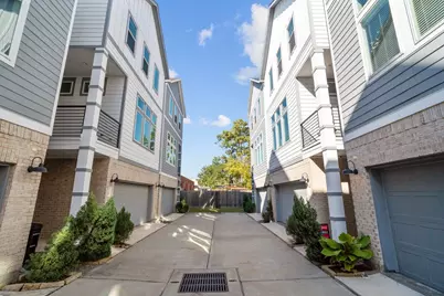 622 Janisch Road #F, Houston, TX 77018 - Photo 2