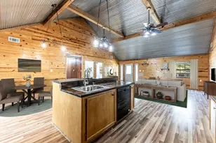 157 Laurel Ln, Livingston, TX 77351 - Photo 8