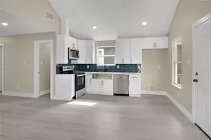 835 22nd St, San Leon, TX 77539 - Photo 6