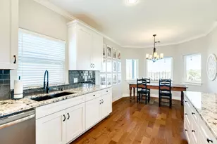 12828 E Conquistador Dr, Galveston, TX 77554 - Photo 20