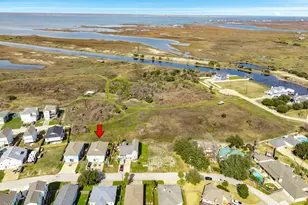 12828 E Conquistador Dr, Galveston, TX 77554 - Photo 34