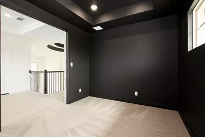 7411 Goldenrod Thicket Circle, Katy, TX 77493 - Photo 36