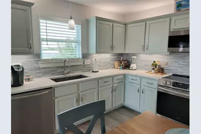 805 Nelson Avenue, Port Bolivar, TX 77650 - Photo 6