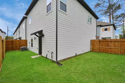 2504 W Tidwell Road #E, Houston, TX 77091 - Photo 32