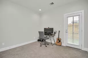 2504 W Tidwell Rd, Houston, TX 77091 - Photo 28