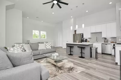 2504 W Tidwell Road #E, Houston, TX 77091 - Photo 10