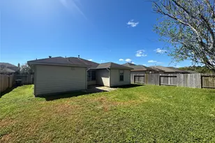 7906 Emerald Oak Dr, Texas City, TX 77591 - Photo 30