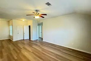 7906 Emerald Oak Dr, Texas City, TX 77591 - Photo 16