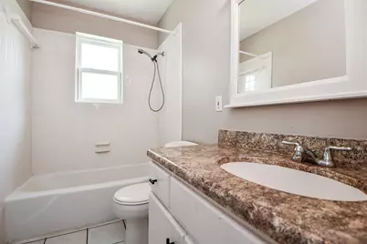 1013 W Sidnor Street, Alvin, TX 77511 - Photo 40