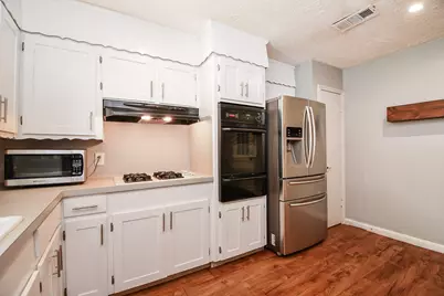 1013 W Sidnor Street, Alvin, TX 77511 - Photo 20