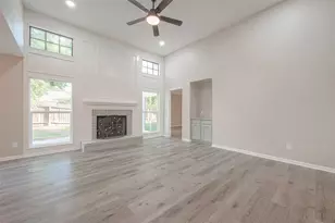 15638 Schumann Ln, Houston, TX 77083 - Photo 10