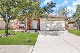 4018 Floral Way Ct, Fresno, TX 77545 - Photo 2