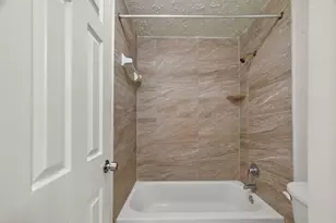 10555 Turtlewood Ct, Houston, TX 77072 - Photo 22