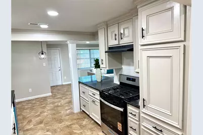 12442 Ashcroft Drive, Houston, TX 77035 - Photo 12