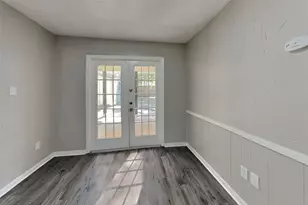 505 S Rivershire Dr, Conroe, TX 77304 - Photo 6