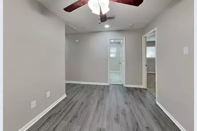 505 S Rivershire Drive, Conroe, TX 77304 - Photo 18