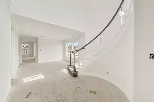 102 Par Circle, La Porte, TX 77571 - Photo 2