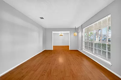 9602 S Petersham Drive, Houston, TX 77031 - Photo 4