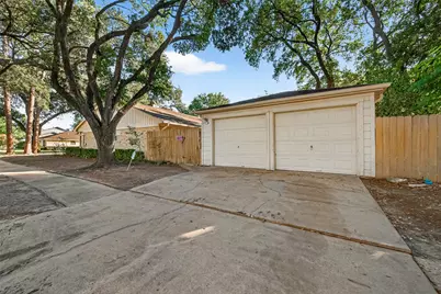 9602 S Petersham Drive, Houston, TX 77031 - Photo 40
