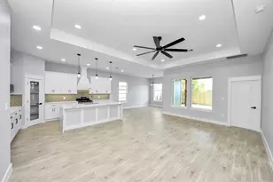 4606 Iroquois Dr, Pasadena, TX 77504 - Photo 6