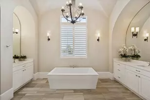 2411 Rosamond St, Houston, TX 77098 - Photo 14