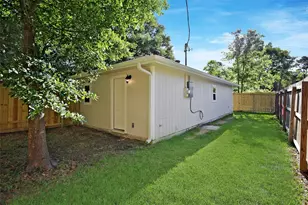 11712 White Cedar St, Willis, TX 77318 - Photo 22