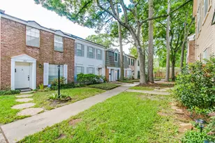 1407 Springrock Ln, Houston, TX 77055 - Photo 1