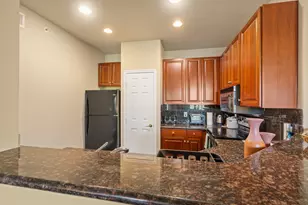 2400 McCue Rd, Houston, TX 77056 - Photo 8